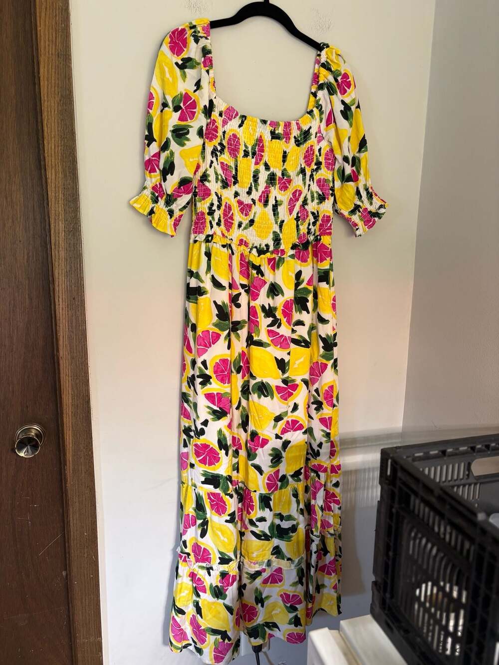 Steve Madden Women’s Lemon and Grapefruit Print Smocked Tiered Maxi Dress Sz L